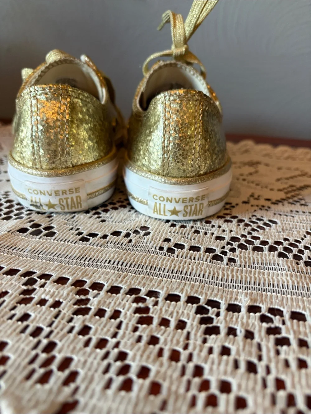 Converse sparkling gold